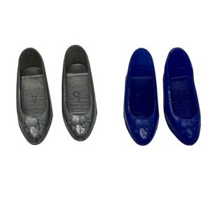 Vintage Barbie Doll Shoes Lot of 2‎ Pairs Blue Gray Heels Flats Accessories